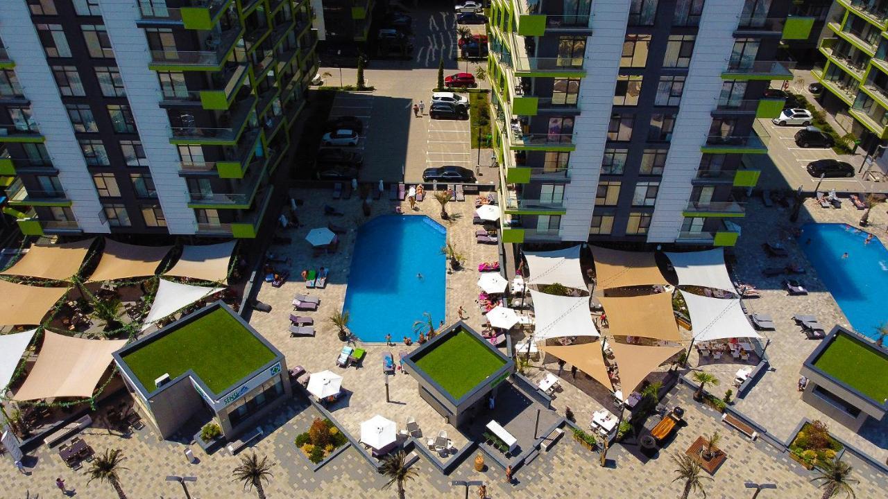 Rainbow Sea View Apartment Spa N Pool Resort - Parking Mamaia Exterior photo