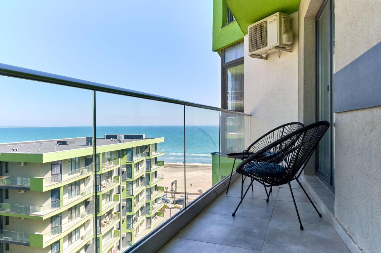 Rainbow Sea View Apartment Spa N Pool Resort - Parking Mamaia Exterior photo